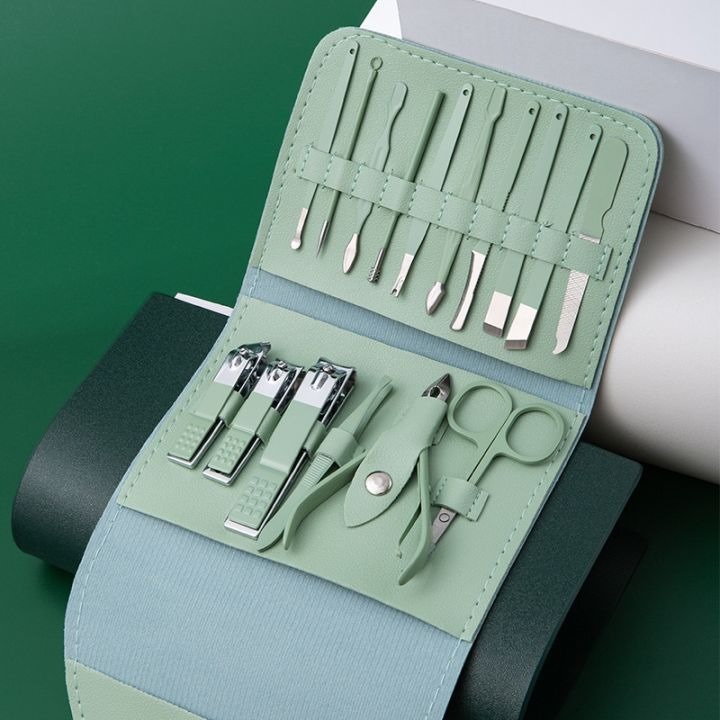 16 Pcs Manicure & Pedicure Set
